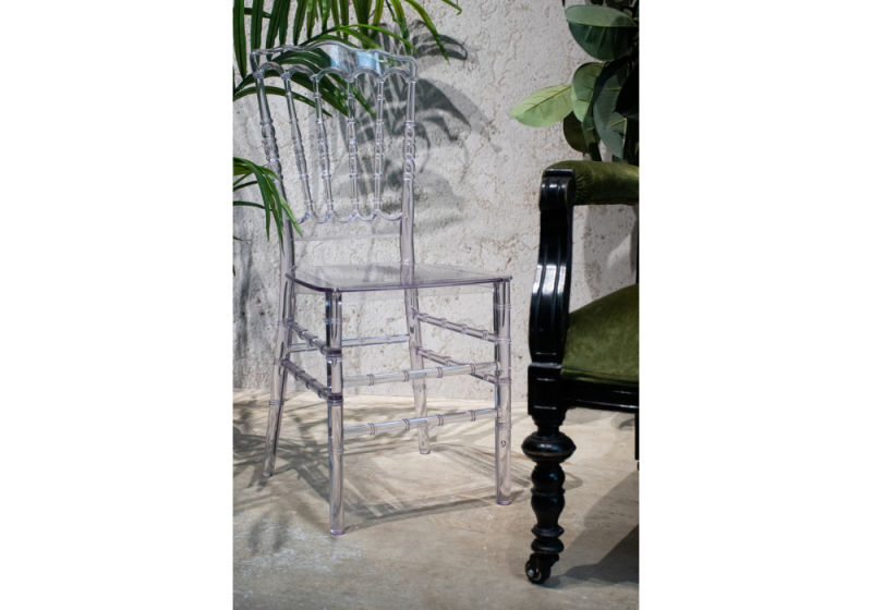 Пластиковый стул Chiavari white (38x45x89)
